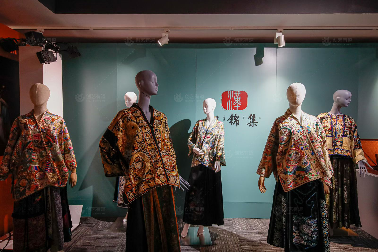 霓裳万象,境在敦煌-敦煌服饰文化城市巡展·深圳